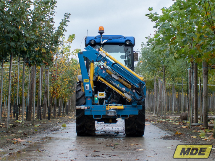 mde-machinebouw-bomenlaadkraan-15000e1j1-14-