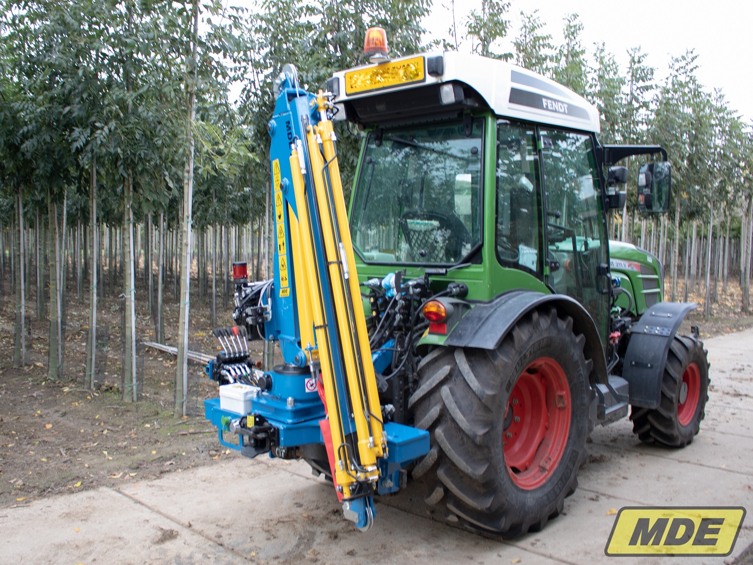 mde-machinebouw-bomenlaadkraan-270l-e3-3-1