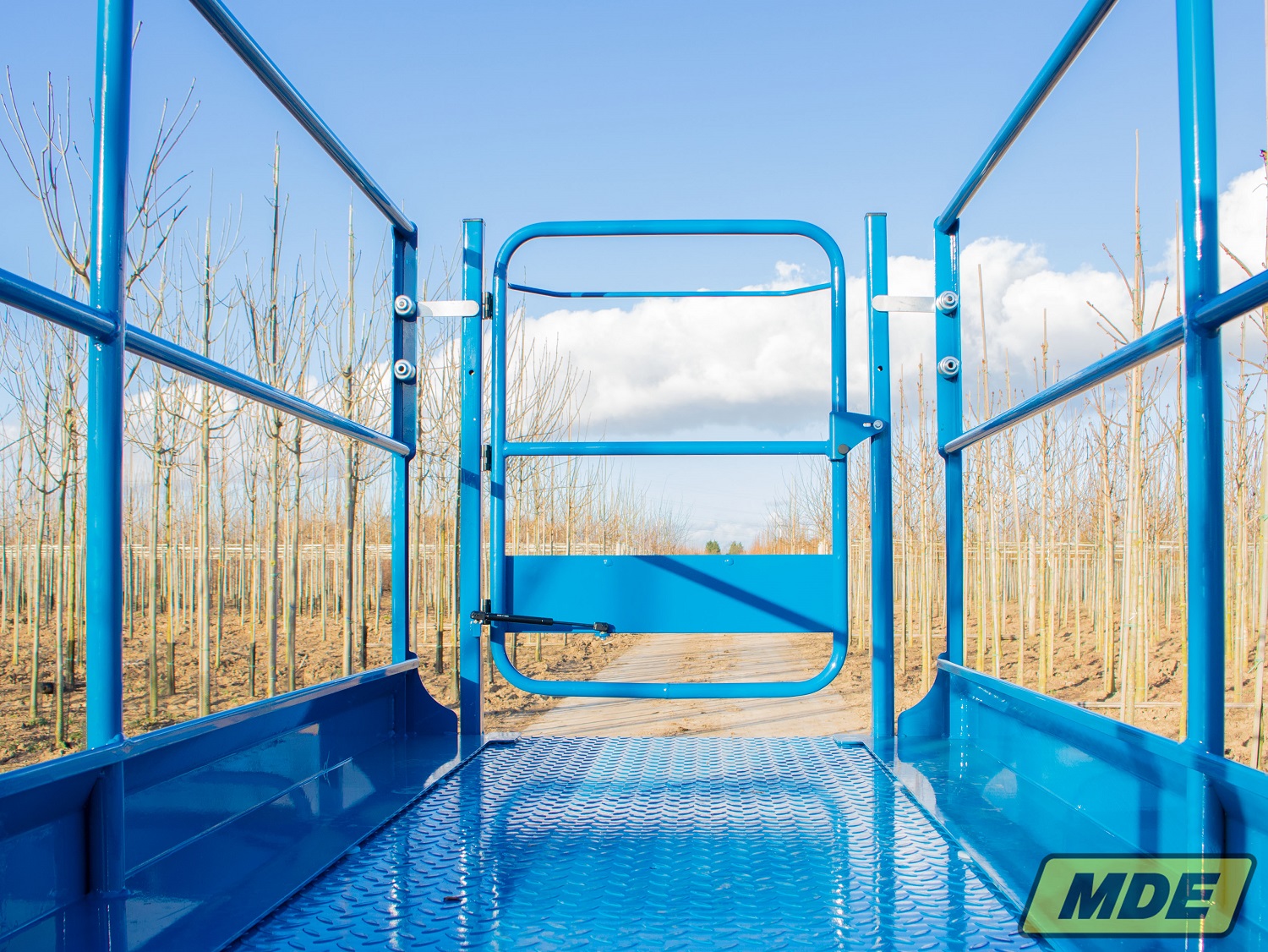 mde-machinebouw-elektrisch-uitschuifbaar-platform-17-2