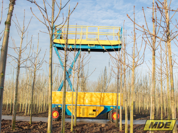 mde-machinebouw-pruning-platform-q450-17-